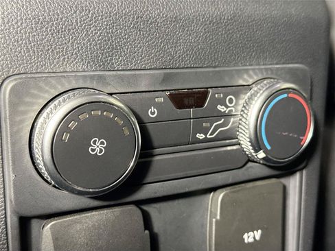 Used 2021 Ford Explorer XLT w/ Equipment Group 202A RWD image 33