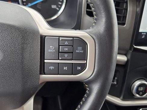 Used 2024 Ford Expedition XLT RWD image 31