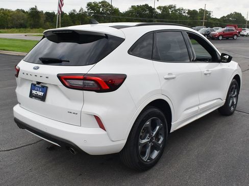 Used 2024 Ford Escape ST-Line w/ Tech Pack #1 AWD/4WD image 15