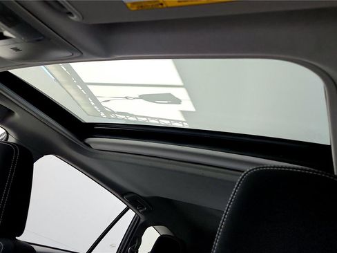 Used 2018 Toyota RAV4 XLE image 26