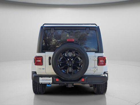 Used 2023 Jeep Wrangler Sahara w/ Cold Weather Group image 25