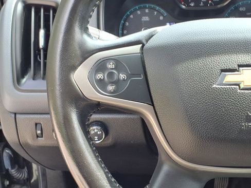 Used 2016 Chevrolet Colorado Z71 AWD/4WD image 16