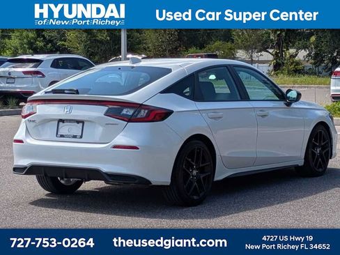 Used 2025 Honda Civic Sport image 5
