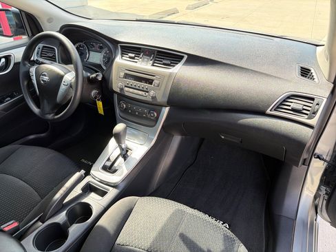 Used 2013 Nissan Sentra SR FWD image 27