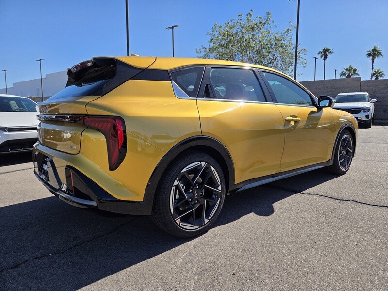 New 2026 Kia K4 GT-Line FWD image 3