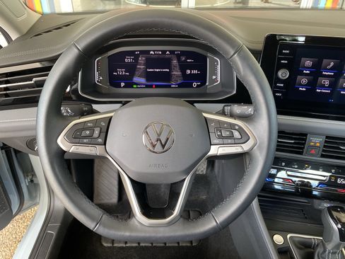 Certified 2025 Volkswagen Jetta SEL FWD image 16