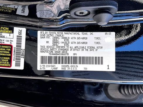 Used 2025 Toyota Sequoia Limited image 16