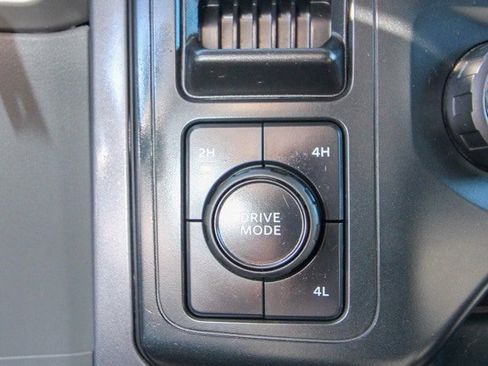 Used 2023 Ford F150 XLT image 25