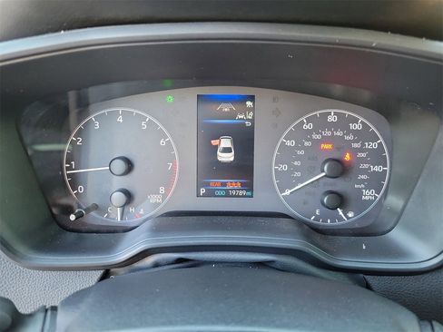 Used 2025 Toyota Corolla LE image 21