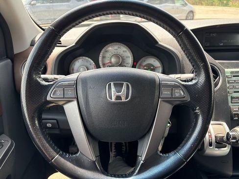 Used 2010 Honda Pilot EX-L image 23