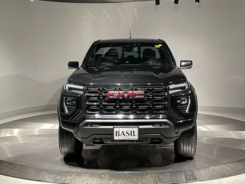 Used 2023 GMC Canyon Elevation w/ Convenience Package image 9