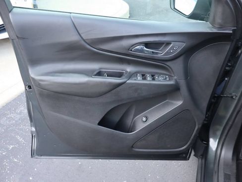 Used 2019 Chevrolet Equinox LT AWD/4WD image 24