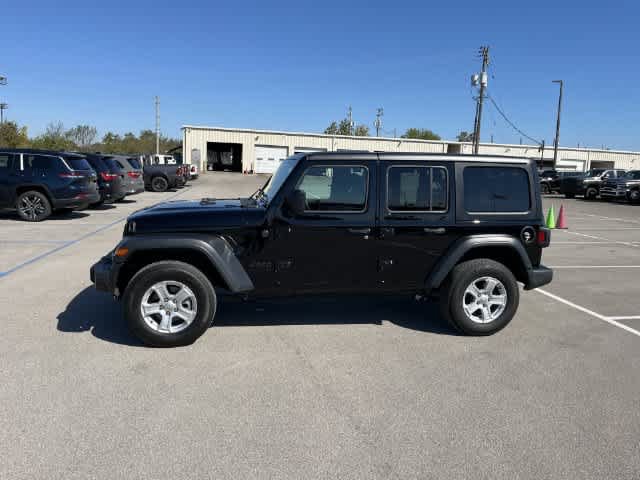 Used 2023 Jeep Wrangler Unlimited Sport AWD/4WD image 5