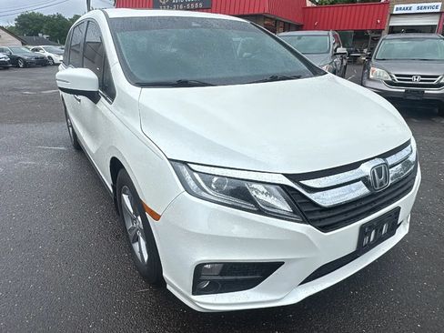 Used 2018 Honda Odyssey EX-L image 3