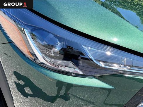 Used 2025 Toyota Corolla Cross LE w/ Moonroof Package AWD/4WD image 27