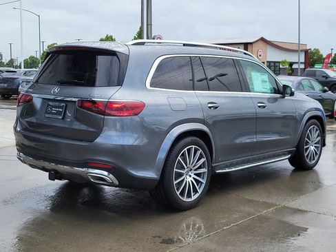 New 2025 Mercedes-Benz GLS 580 4MATIC image 45
