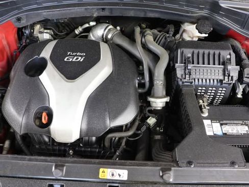 Used 2016 Hyundai Santa Fe Sport 2.0T w/ Option Group 05 AWD/4WD image 24