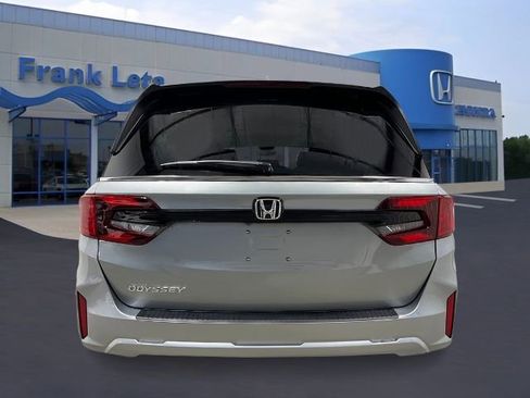 New 2026 Honda Odyssey EX-L image 4