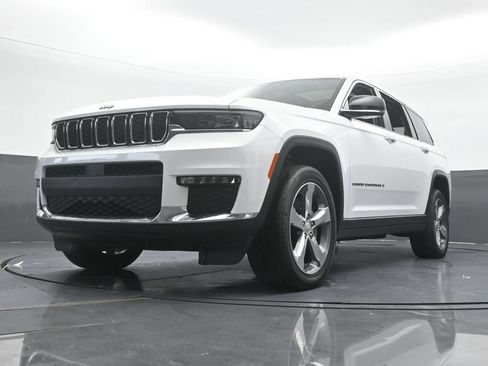 Used 2021 Jeep Grand Cherokee L Limited RWD image 60