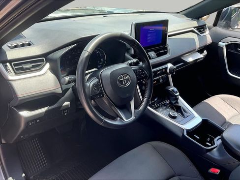 Used 2023 Toyota RAV4 SE AWD/4WD image 16