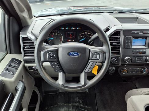 Used 2018 Ford F150 XLT w/ Max Trailer Tow Package image 14