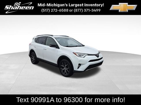 Used 2017 Toyota RAV4 SE image 1