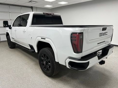 Used 2024 GMC Sierra 3500 AT4 w/ AT4 Premium Plus Package image 7