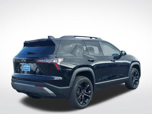 New 2027 Chevrolet Equinox LT w/ Convenience Package II FWD image 3