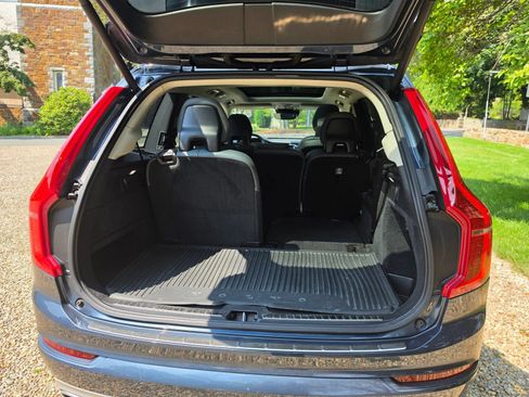 Used 2020 Volvo XC90 T6 Momentum w/ Protection Package Premier AWD/4WD image 20