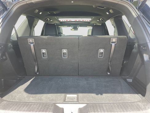 Used 2025 Honda Pilot Black Edition image 14