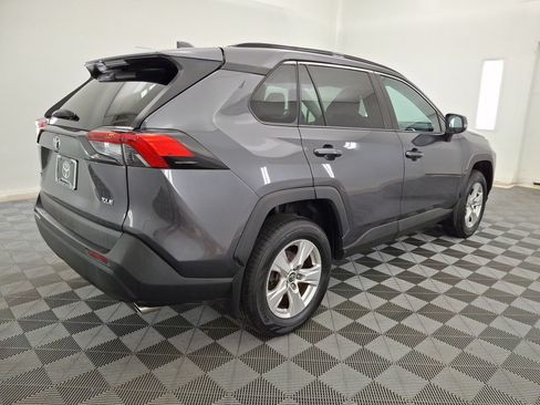 Certified 2020 Toyota RAV4 XLE w/ Convenience Package AWD/4WD image 24