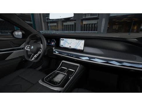 New 2025 BMW 760i xDrive image 14