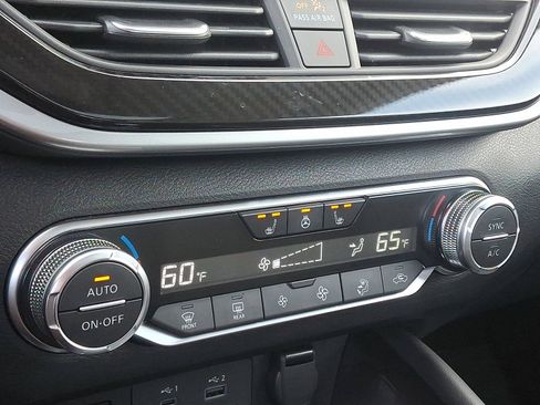 Used 2023 Nissan Altima 2.0 SR image 17