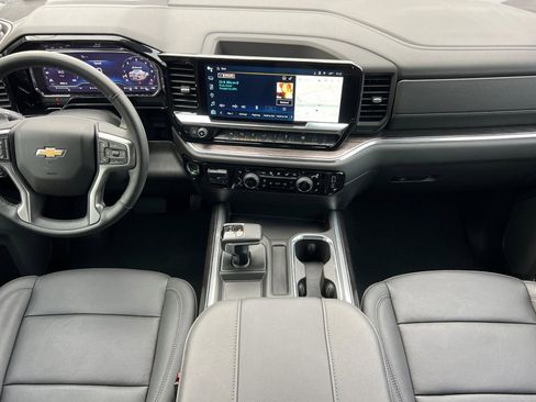 Certified 2025 Chevrolet Silverado 1500 LTZ image 15