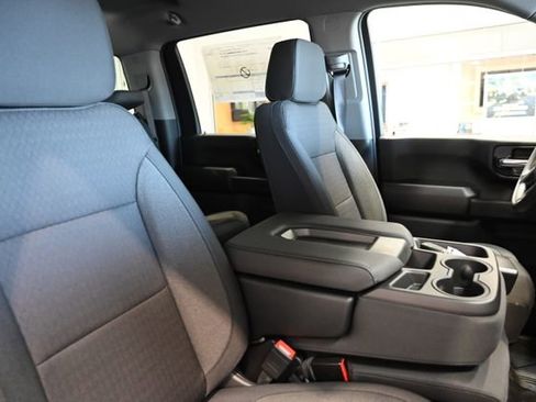 New 2026 Chevrolet Silverado 2500 Custom w/ Custom Value Package AWD/4WD image 9