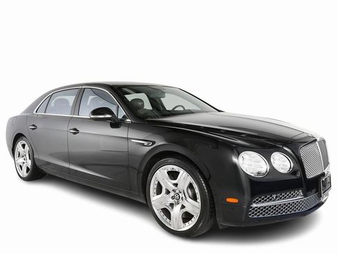 Used 2014 Bentley Flying Spur W12 image 14