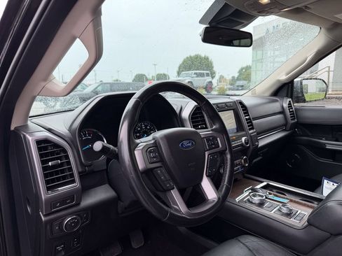 Used 2021 Ford Expedition Platinum AWD/4WD image 9