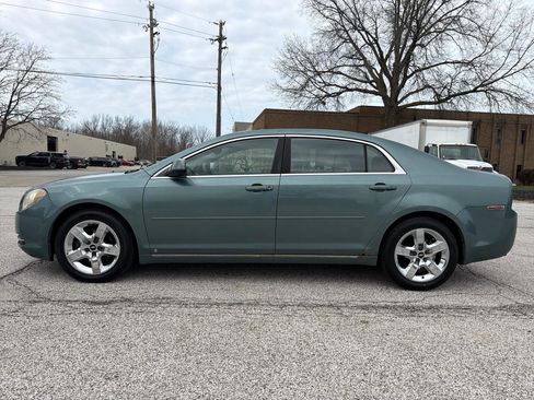 Used 2009 Chevrolet Malibu LT w/ Power Convenience Package image 8
