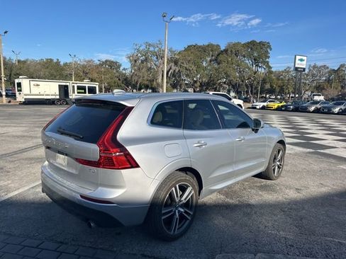 Used 2020 Volvo XC60 T5 Momentum w/ Protection Package image 5