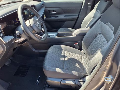 New 2026 Nissan Kicks SV FWD image 13