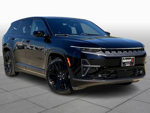 Used 2024 Jeep Wagoneer Launch Edition image 4