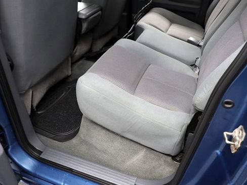 Used 2005 Dodge Dakota ST image 23