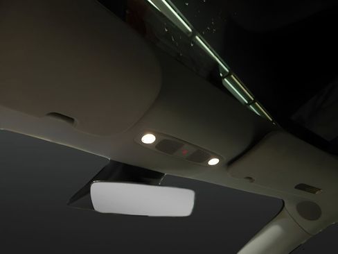 Used 2022 Tesla Model 3 Long Range image 25