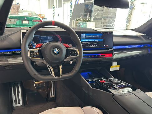 New 2026 BMW M5 Touring w/ M Driver's Package image 17