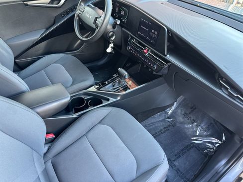 Certified 2023 Kia Niro LX FWD image 21