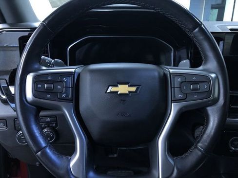 Used 2022 Chevrolet Silverado 1500 LT image 20