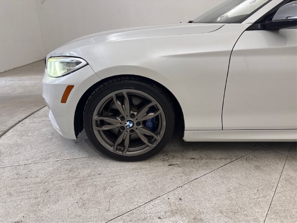 Used 2015 BMW M235i Convertible RWD image 18