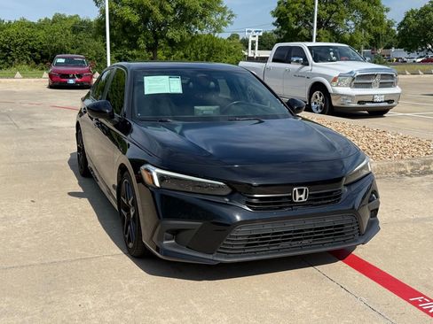 Used 2023 Honda Civic Sport image 7