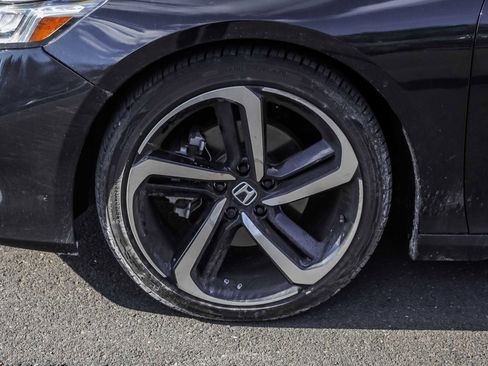 Used 2022 Honda Accord Sport image 9