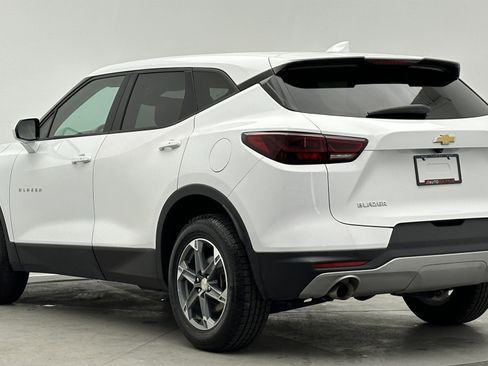 Used 2023 Chevrolet Blazer LT image 5